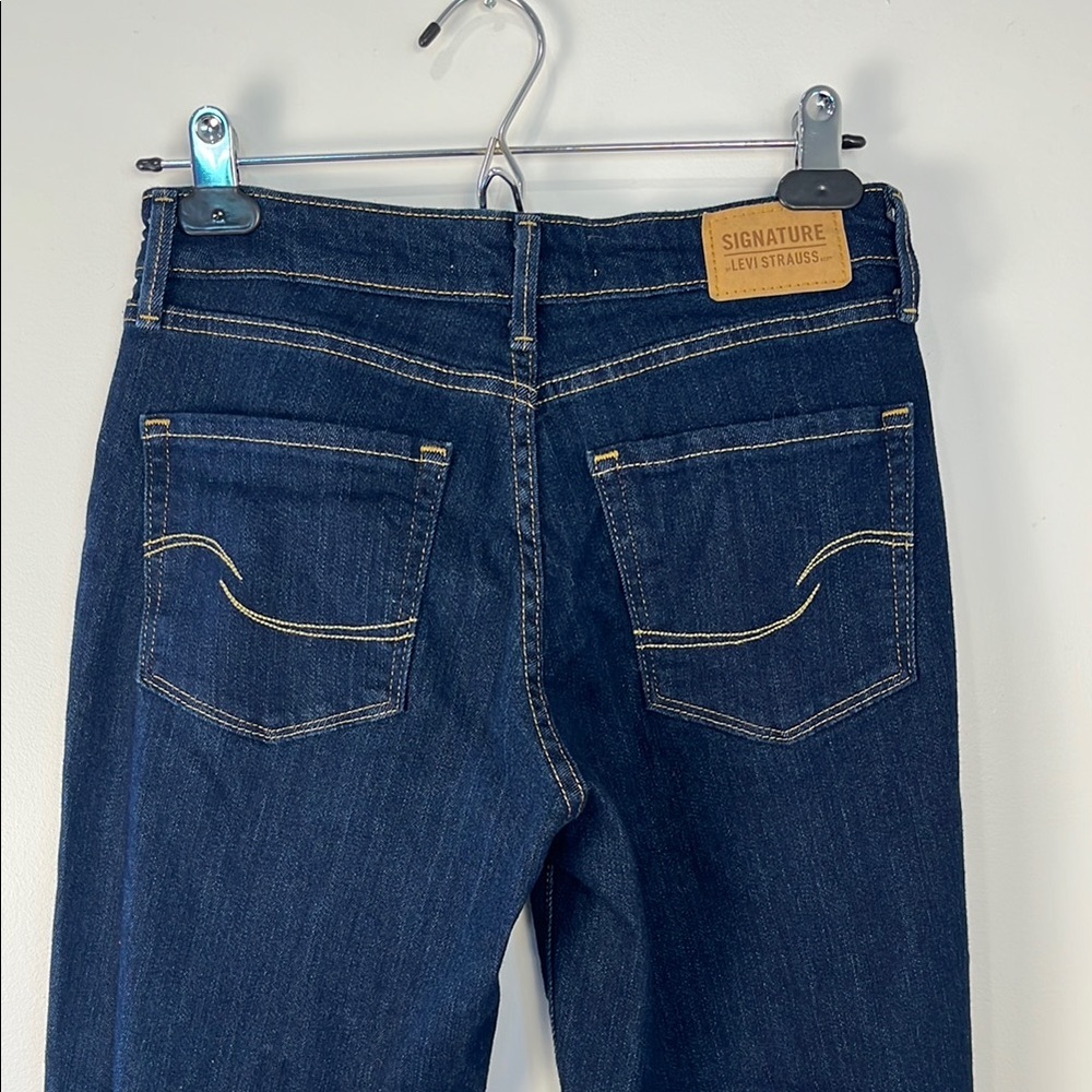 Levi's Signature size 4M High Rise Skinny Jeans Women's Blue Jeans